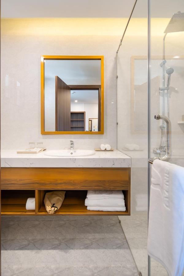 Avenis Hotel دا نانغ المظهر الخارجي الصورة